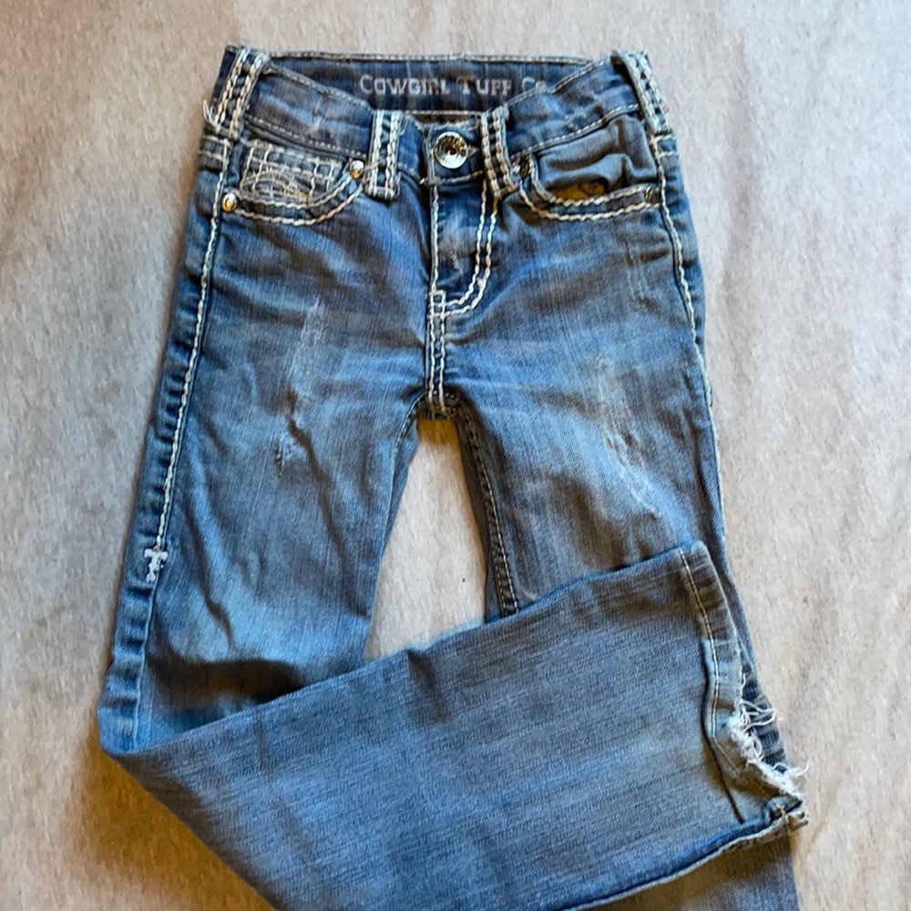 ( Girls size 6) Cowgirl Tuff boot cut jeans